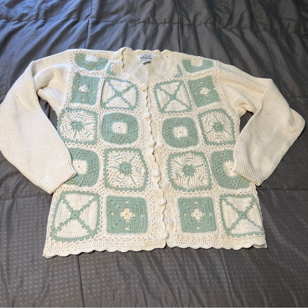 a&m collection vintage sweater Granny Square Vibe Stains Womens Size Medium